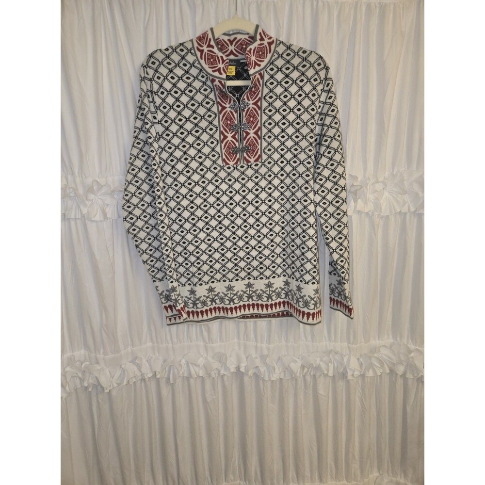 Cabela's Women Fair Isle Red White Holiday Christmas 50% Merino Wool Med Sweater